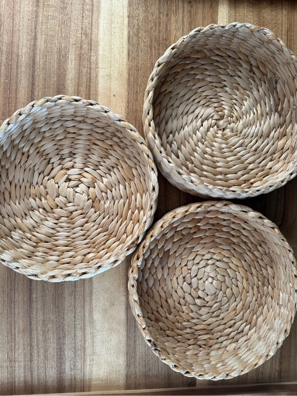 Natural Woven Straw Basket Bowl | Round Boho Decor 9.5”